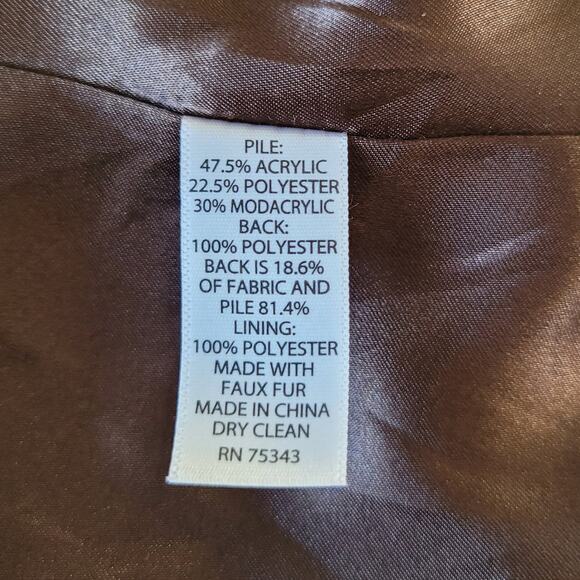 Willi Smith Faux Fur Hooded Vest S Chocolate Brown EUC Glam Fall Winter Layering - Picture 8 of 10